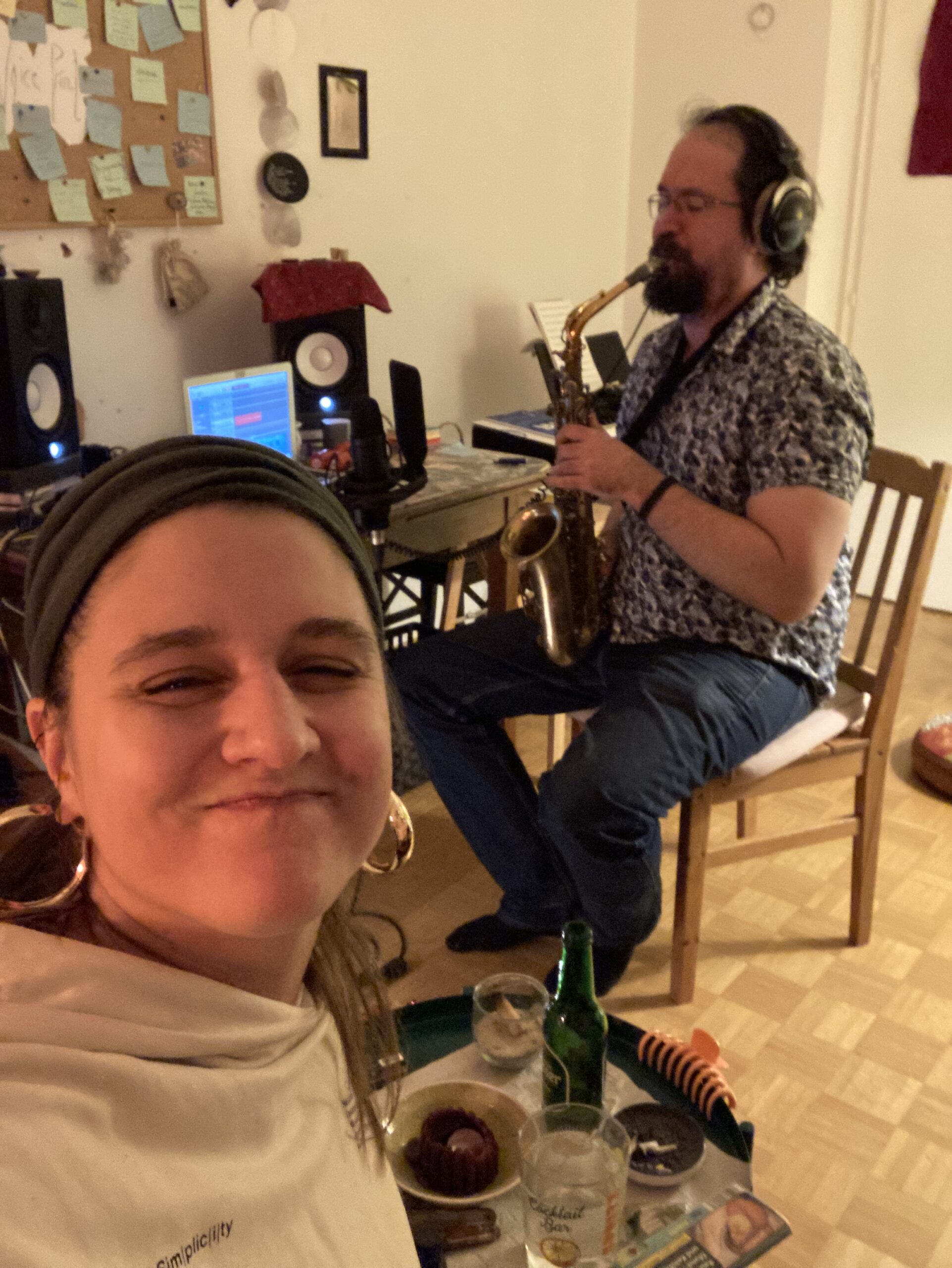 9057E9C1-F124-438B-8C96-000B774D4C0D